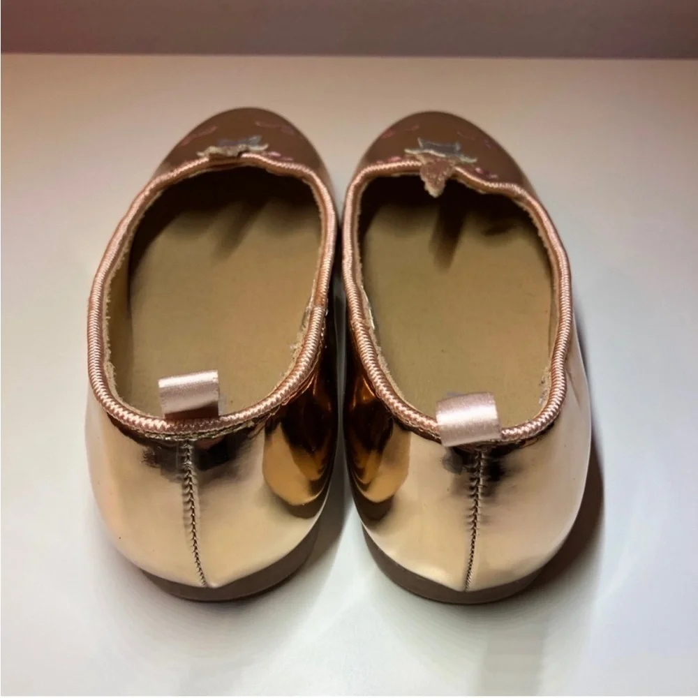 OshKosh B’gosh Toddler Girl Rose Gold Shoes *9